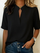 Bárbara | Blusa elegante con cuello en V y detalles dorados